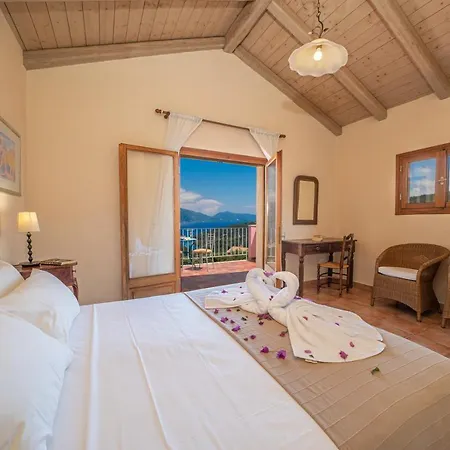 Helios Sea View & Private Pool Near *