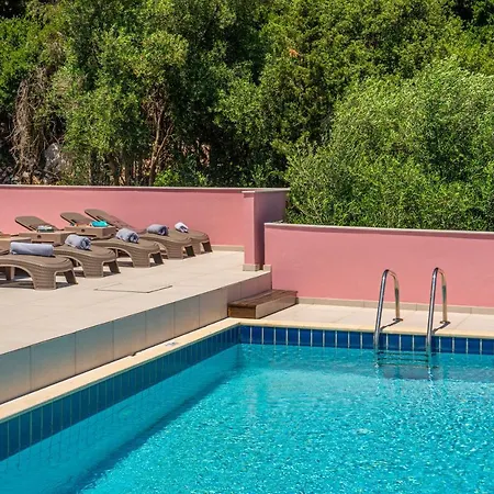 Helios Sea View & Private Pool Near