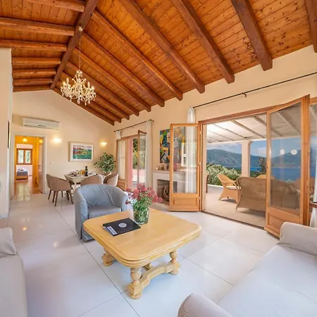 Helios Sea View & Private Pool Near * Φισκάρδο