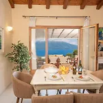 Helios Sea View & Private Pool Near ヴィラ *