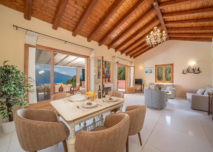 Helios Sea View & Private Pool Near