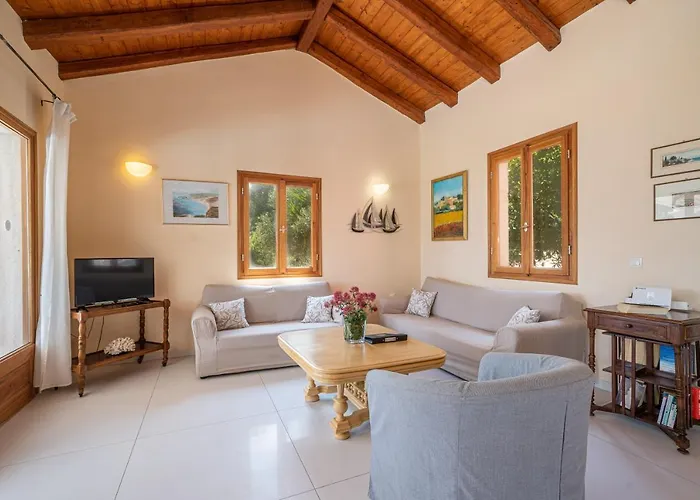 Helios Sea View & Private Pool Near Willa