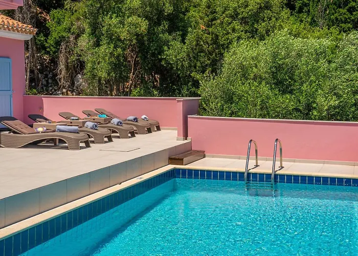 Helios Sea View & Private Pool Near
