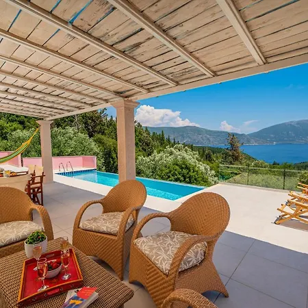 Helios Sea View & Private Pool Near * Фискардон